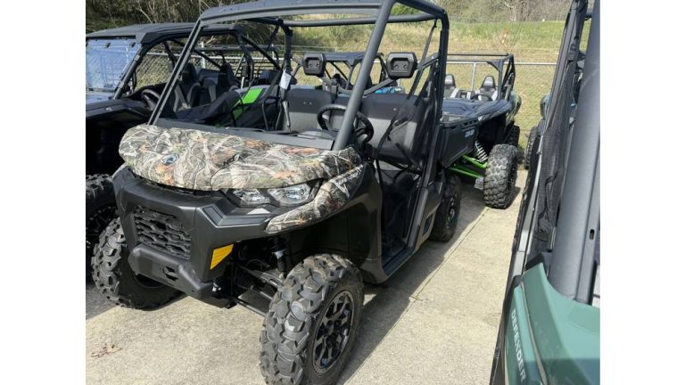 2026 Can-Am Defender HD7