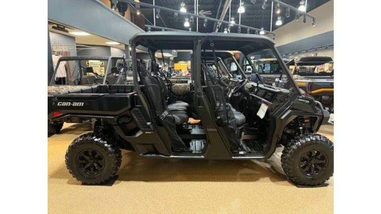 2026 Can-Am Defender MAX XT HD11