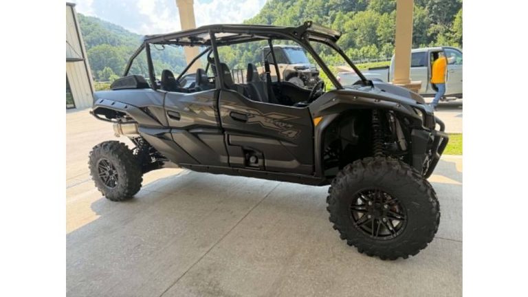 2026 Kawasaki Teryx KRX4 1000 Blackout Edition