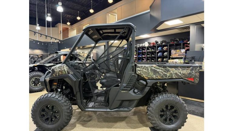 2026 Can-Am Defender HD11 XT