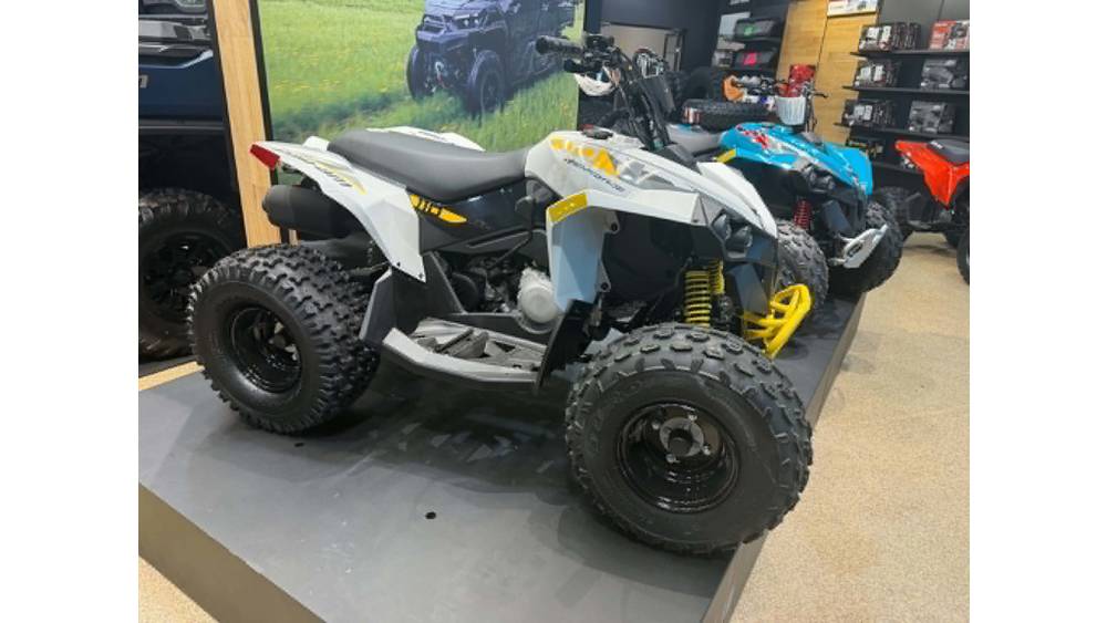 2025 can am defender